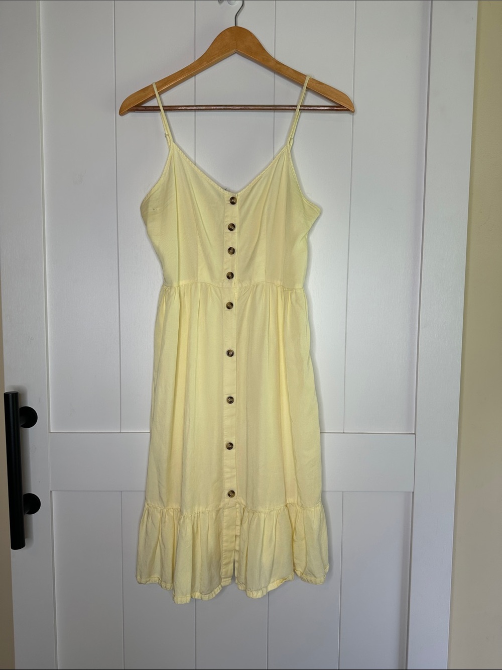 Love Tree Pale Yellow Button-Front Midi Sundress Size Medium